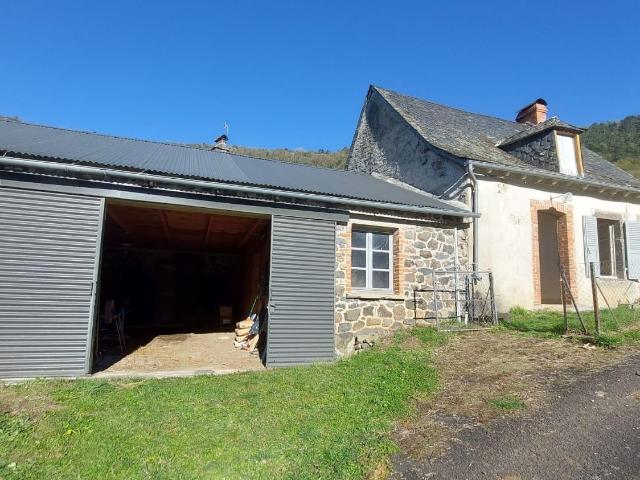 Maison vente à Mauriac, Saint-vincent-de-salers