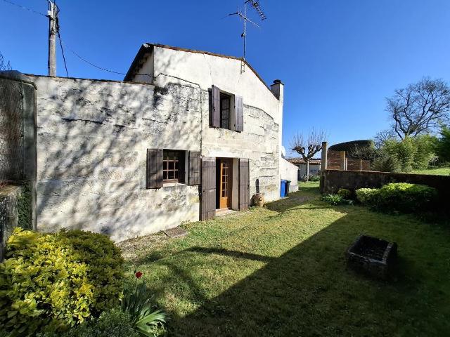 Maison vente à Saintes