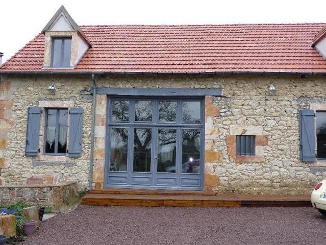 Maison vente à Saint-Amand-Montrond, Saulzais-le-potier