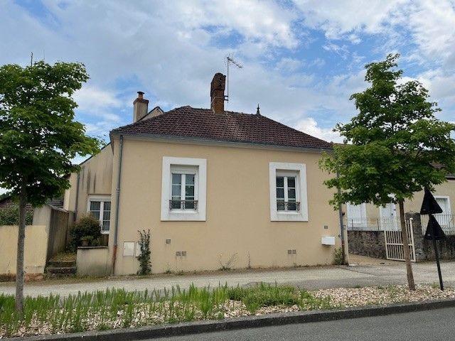 Maison vente à Mamers, Savigné-l'evêque