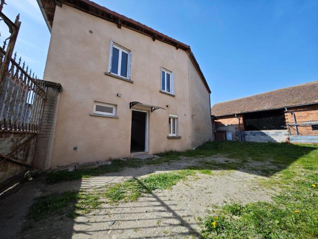 Maison vente à Thiers, Seychalles