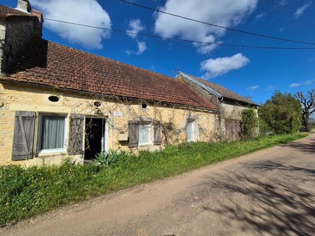 Maison vente à Auxerre, Sougères-en-puisaye