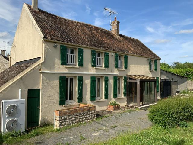 Maison vente à Fontainebleau, Souppes-sur-loing