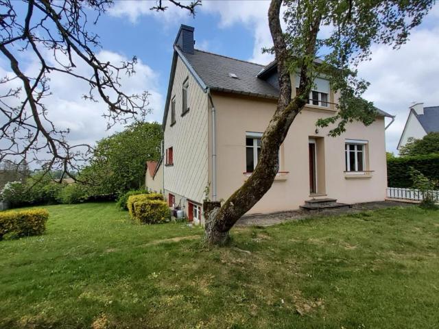 Maison vente à Guingamp, Bretagne