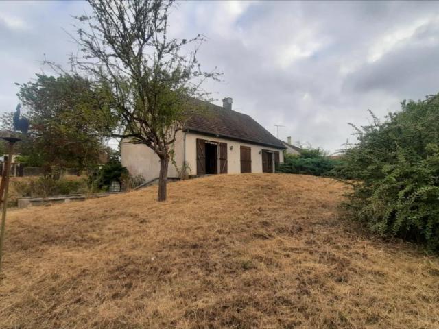 Maison vente à Issoudun, Centre-Val de Loire