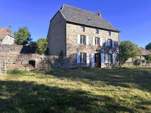 Maison vente à Valuéjols, Cantal
