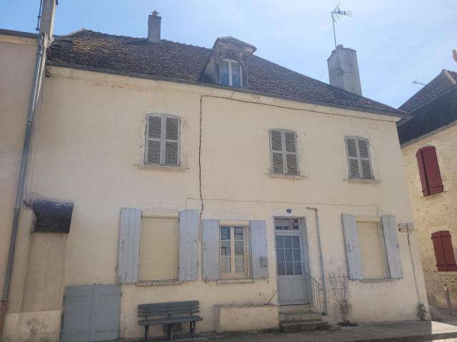 Maison vente à Auxerre, Vermenton