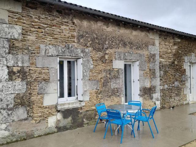 Maison vente à Châtellerault, Verrue