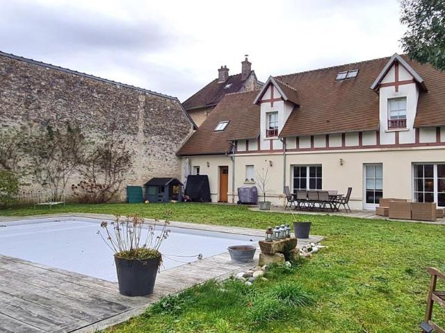 Maison vente à Compiègne, Hauts-de-France