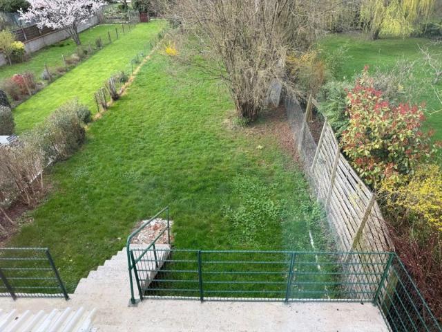 Maison vente à Bernay, Menneval