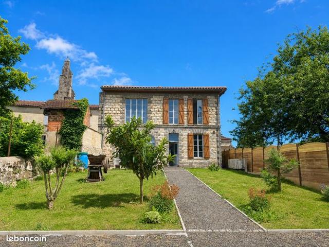 Maison vente à Figeac, Frontenac