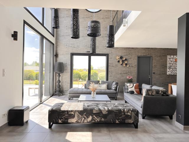 Maison vente à Nantes, Monnières