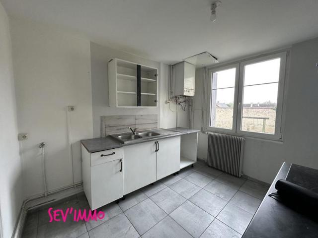 Maison vente à Vichy, Magnet