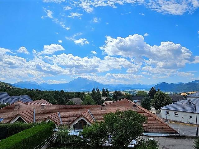 Maison vente à Grenoble, Saint-honoré