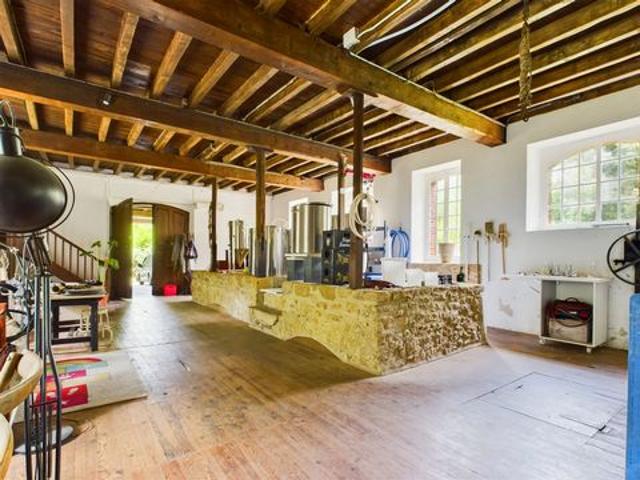 Maison vente à Riscle, L'Église