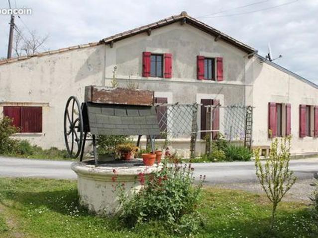Maison vente à Semoussac, Chez Mallet