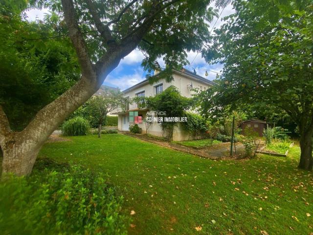 Maison location à Le Rocher, Acigné