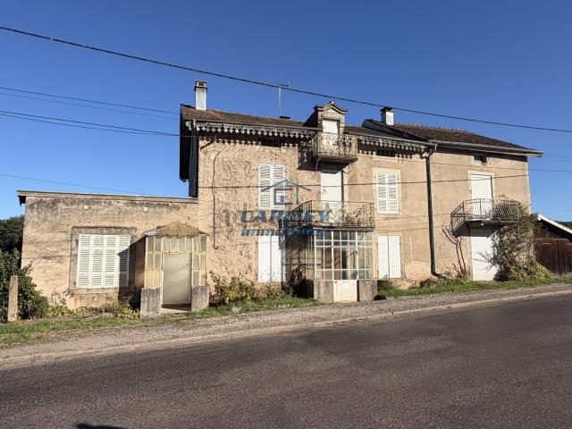 Maison vente à Aillevillers-et-Lyaumont, Haute-Saône