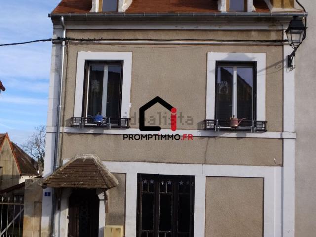 Maison vente à La Castinerie, Ainay-le-Château