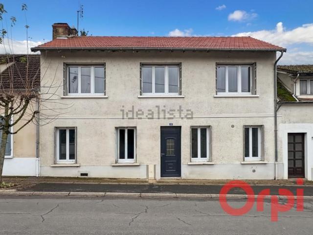 Maison vente à Les Récollets, Ainay-le-Château