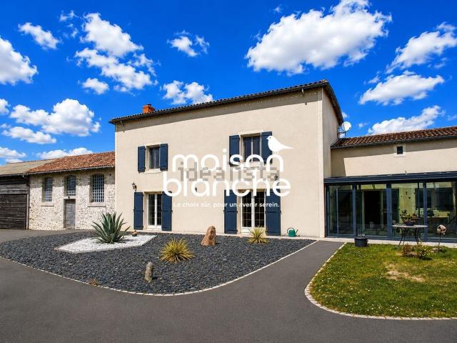 Maison vente à Tessonnière, Airvault
