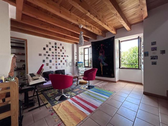 Maison location à La Roche, Alba-la-Romaine