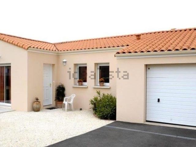 Maison location à Allan, Drôme