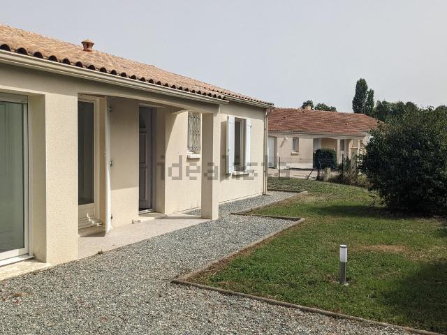 Maison vente à L'Ébaupin, Amuré