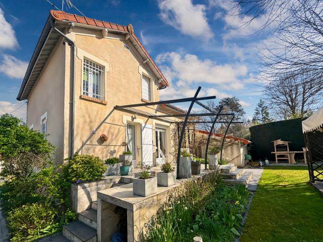 Maison vente à Rambouillet, Neauphle-le-château