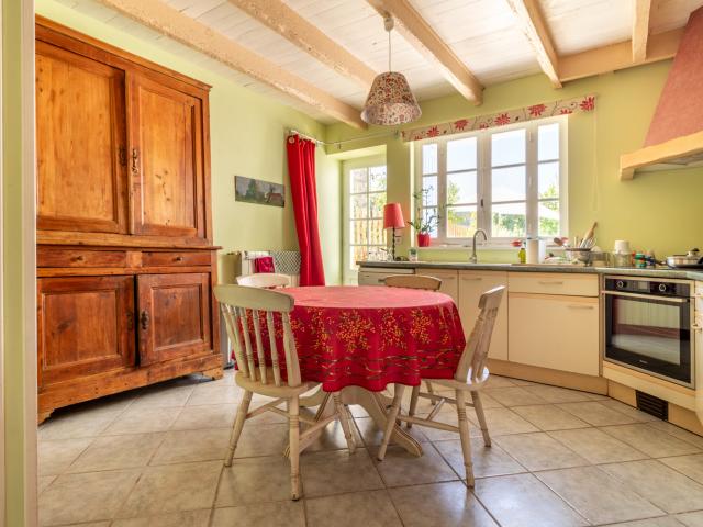 Maison vente à Saint-Jean-d'Angély, Saint-savinien