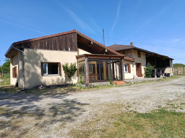 Maison vente à Bourg-en-Bresse, Saint-etienne-du-bois