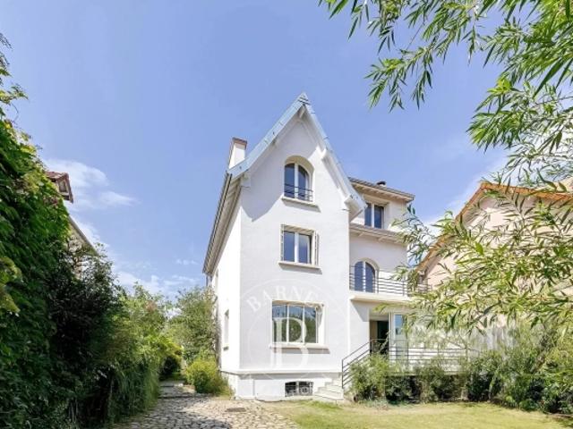 Maison vente à Nanterre, Garches