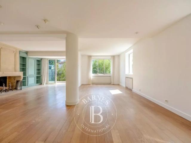 Maison vente à Nanterre, Garches