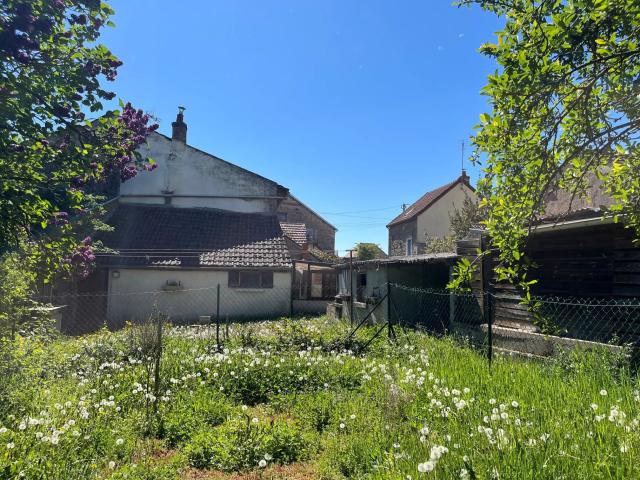 Maison vente à Ivry-en-Montagne, Val-Mont
