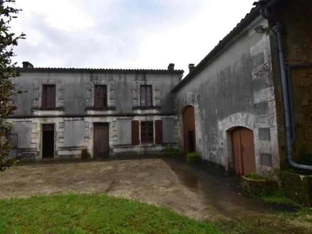 Maison vente à Angoulême, Bouëx