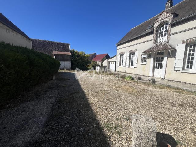 Maison vente à Courceaux, Perceneige