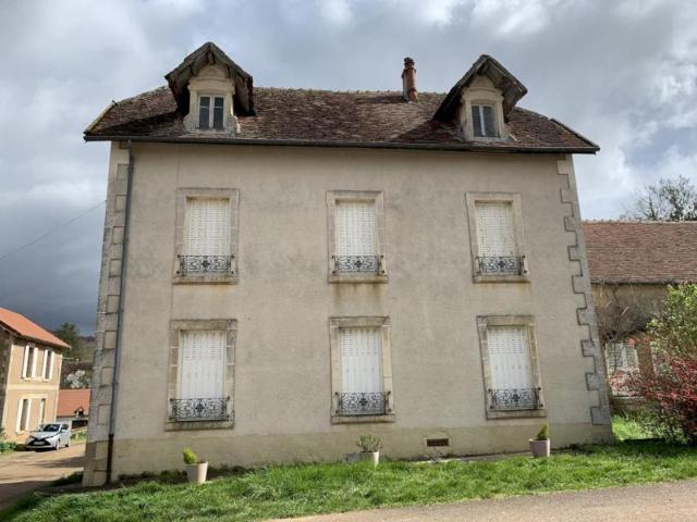 Maison vente à Clamecy, Brinon-sur-beuvron