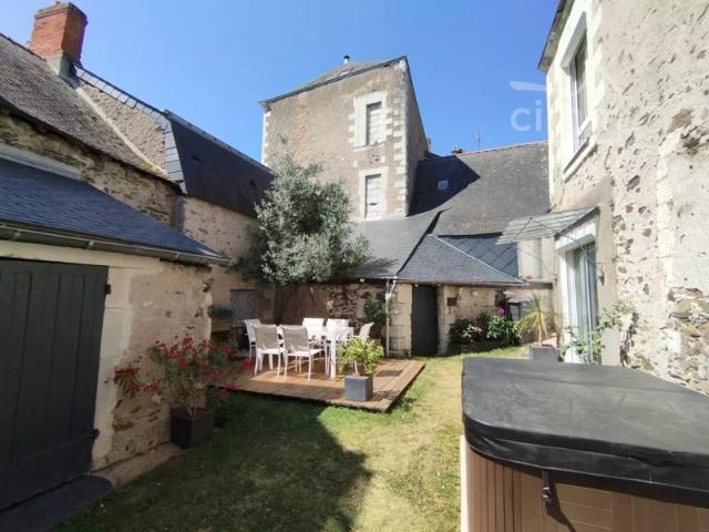 Maison vente à Angers, Denée