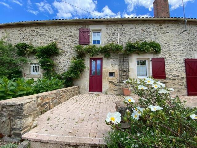 Maison vente à Fontenay-le-Comte, Breuil-barret
