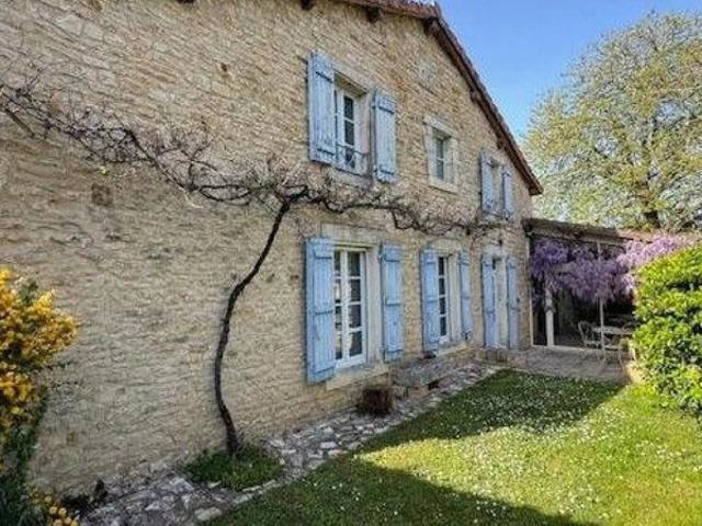 Maison vente à Angoulême, Nouvelle-Aquitaine