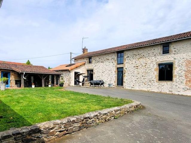 Maison vente à Bressuire, Courlay