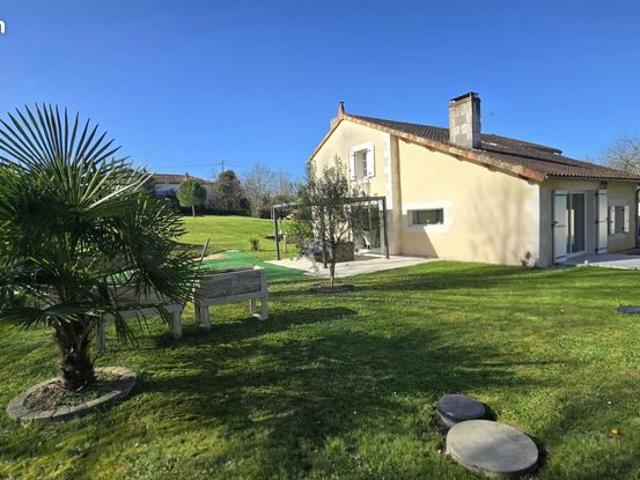 Maison vente à Montmorillon, Moussac