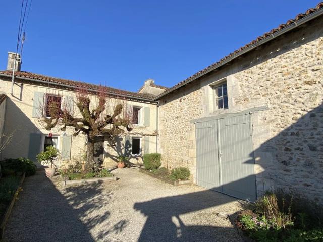 Maison vente à Poitiers, Fontaine-le-comte