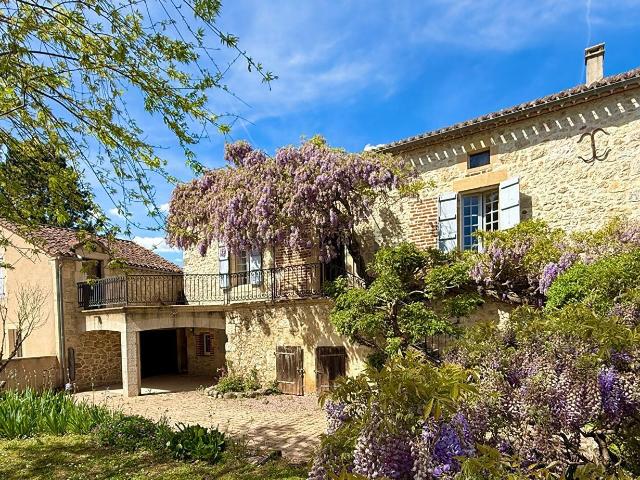 Maison vente à Anglars-Juillac, Lot