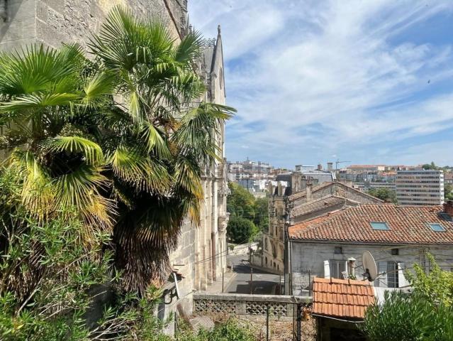 Maison vente à Angoulême, Charente