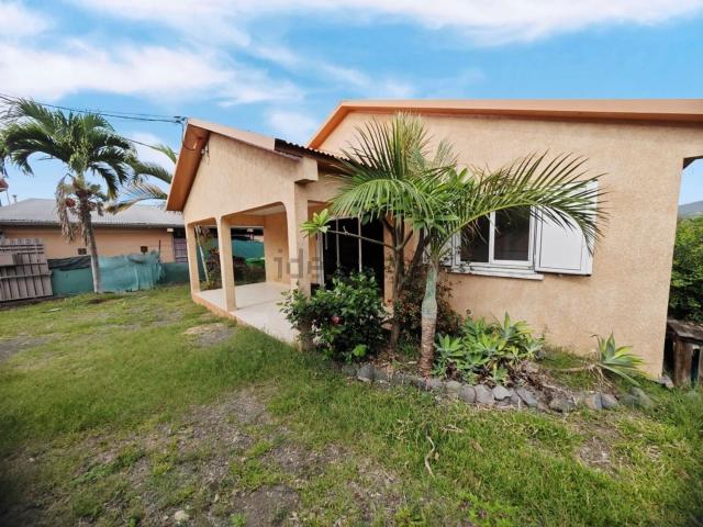 Maison location à Anse-Bertrand