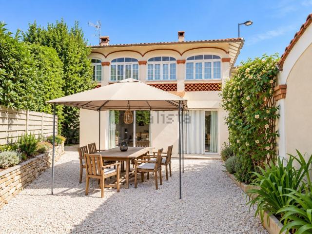 Maison vente à Centre Ville, Antibes