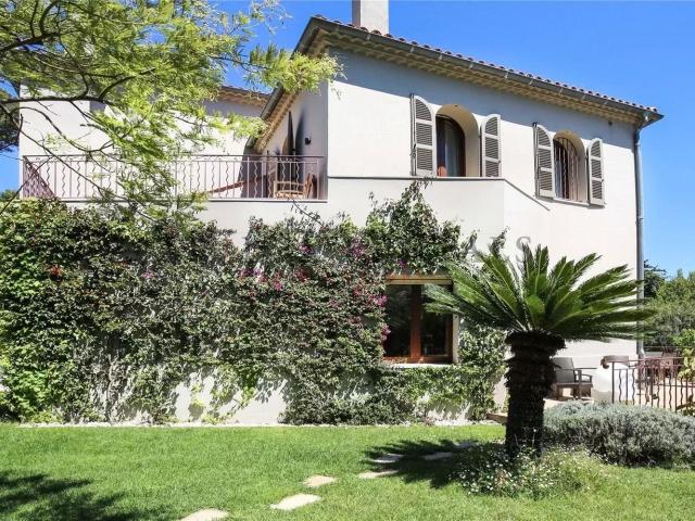 Maison location à Cap d'Antibes, Antibes