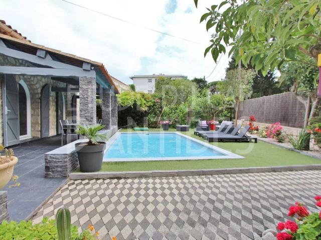 Maison location à Le Ponteil, Antibes