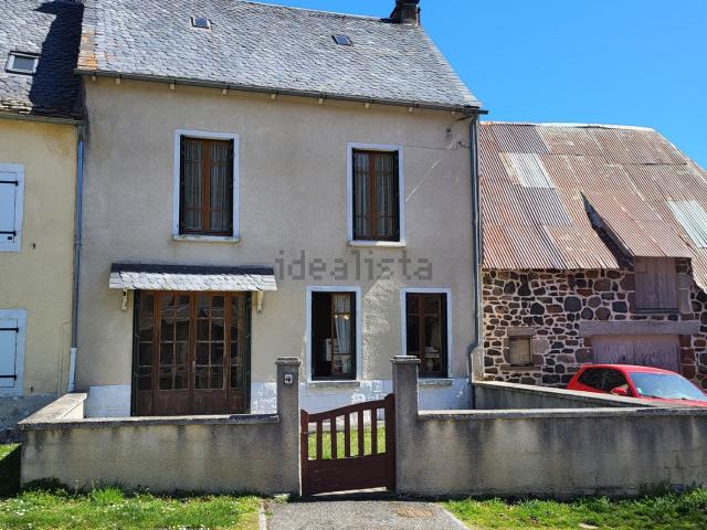 Maison vente à La Ribeyre, Apchon